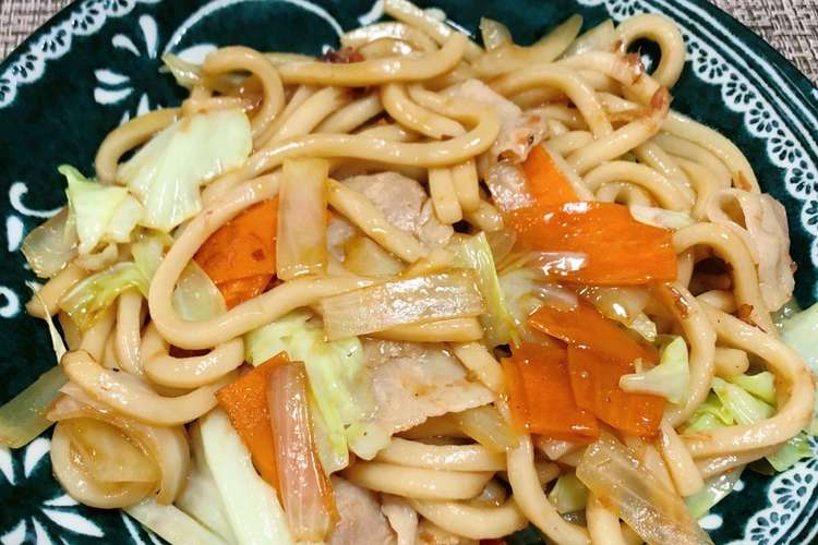 隠し味は焼肉のタレ もちもち焼うどん レシピ 作り方 By Uzukuma27 クックパッド 簡単おいしいみんなのレシピが375万品