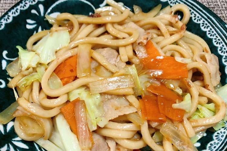 隠し味は焼肉のタレ もちもち焼うどん レシピ 作り方 By Uzukuma27 クックパッド 簡単おいしいみんなのレシピが365万品