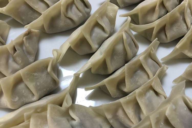子供大好き大量餃子 レシピ 作り方 By とと りっくん クックパッド 簡単おいしいみんなのレシピが356万品
