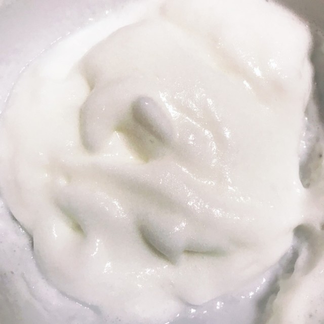 牛乳で作る簡単ホイップクリーム 材料3つ レシピ 作り方 By さんどりよん クックパッド 簡単おいしいみんなのレシピが356万品