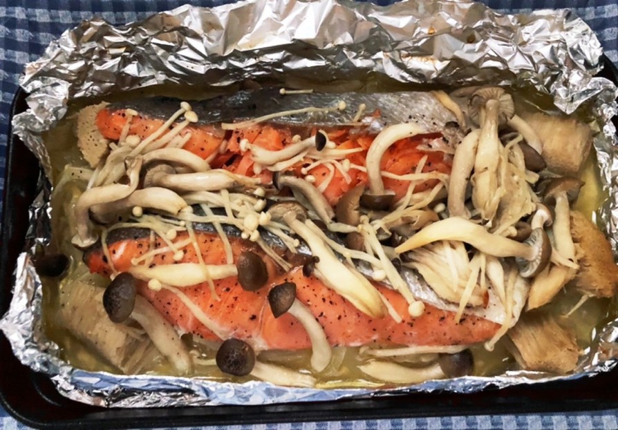塩鮭とキノコのトースター焼きの画像