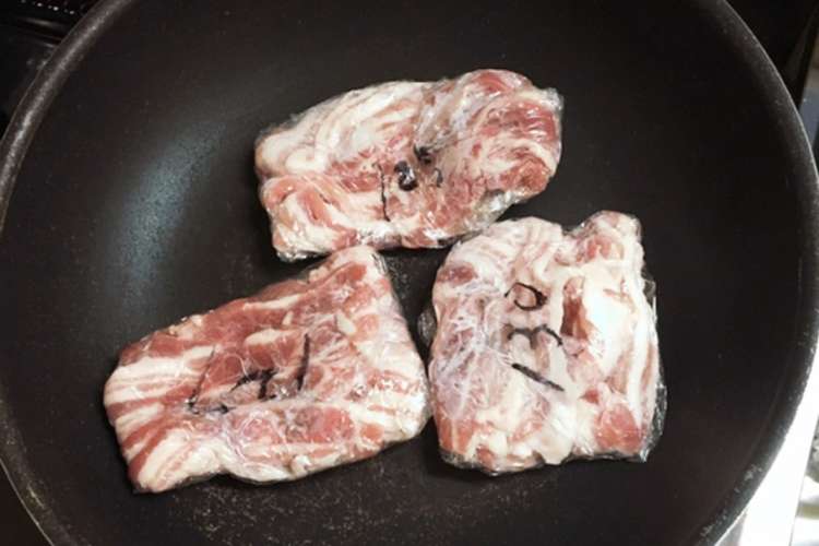 肉解凍 裏ワザ レシピ 作り方 By ずぼら伝説 クックパッド 簡単おいしいみんなのレシピが376万品