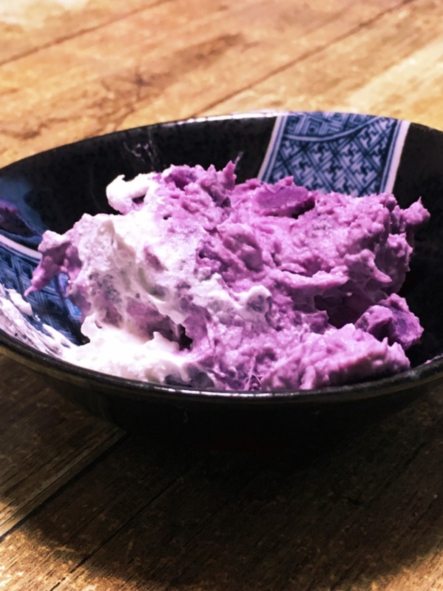 紫芋のスイーツサラダの画像