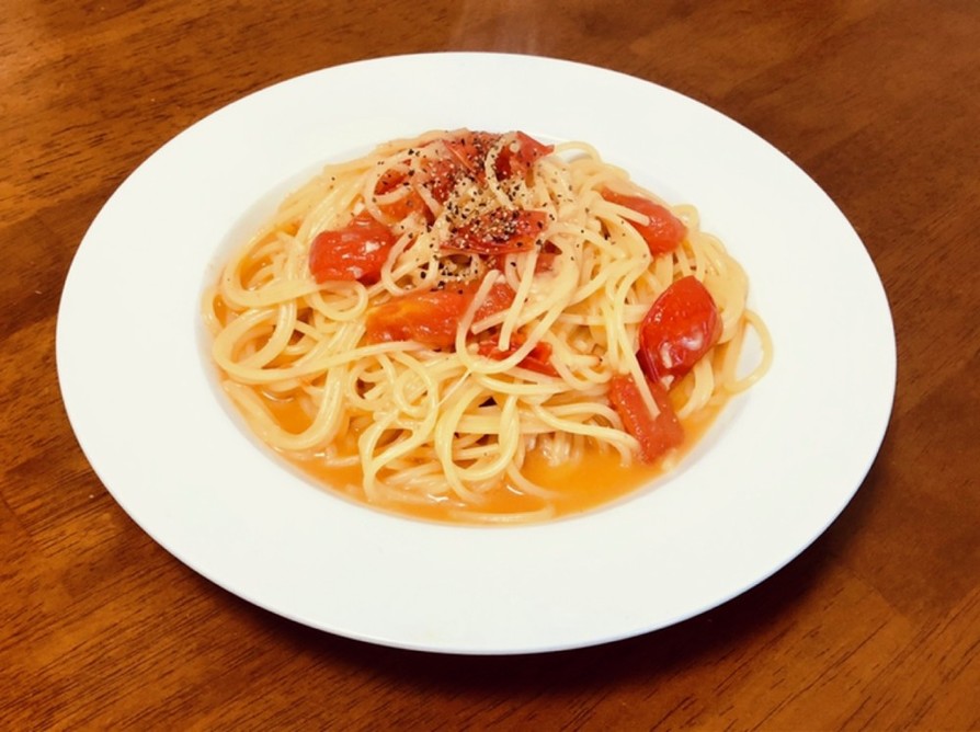 ミニトマトとにんにくのスパゲティの画像