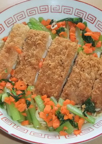 鶏排骨麺（鶏パーコー麺）