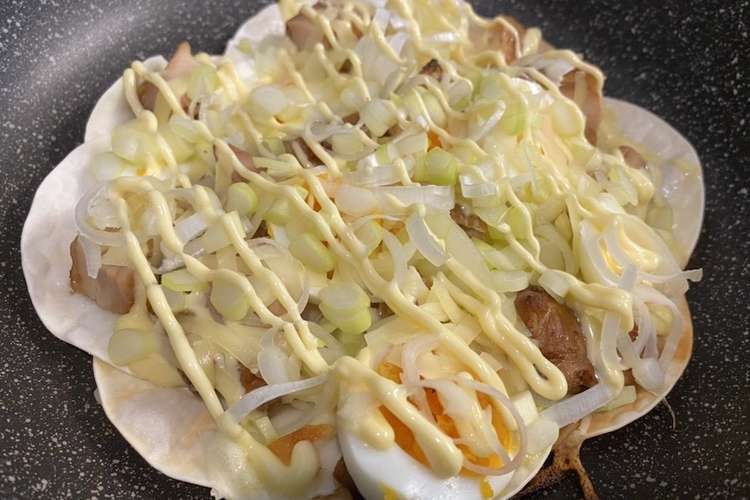 男のロマン 餃子の皮ピザ 照り焼きマヨ風 レシピ 作り方 By ヨナヨナキッチン クックパッド 簡単おいしいみんなのレシピが354万品