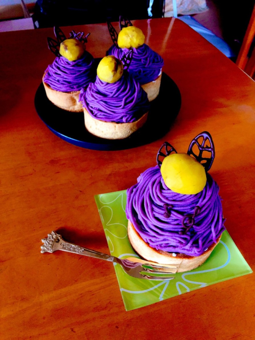 紫芋のモンブランタルト　セルクル型使用の画像