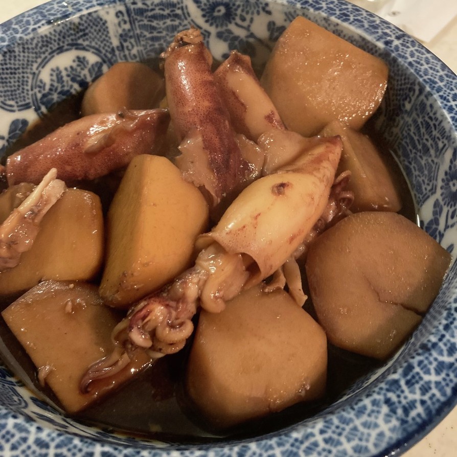 【新潟料理】イカと里芋の煮付けの画像