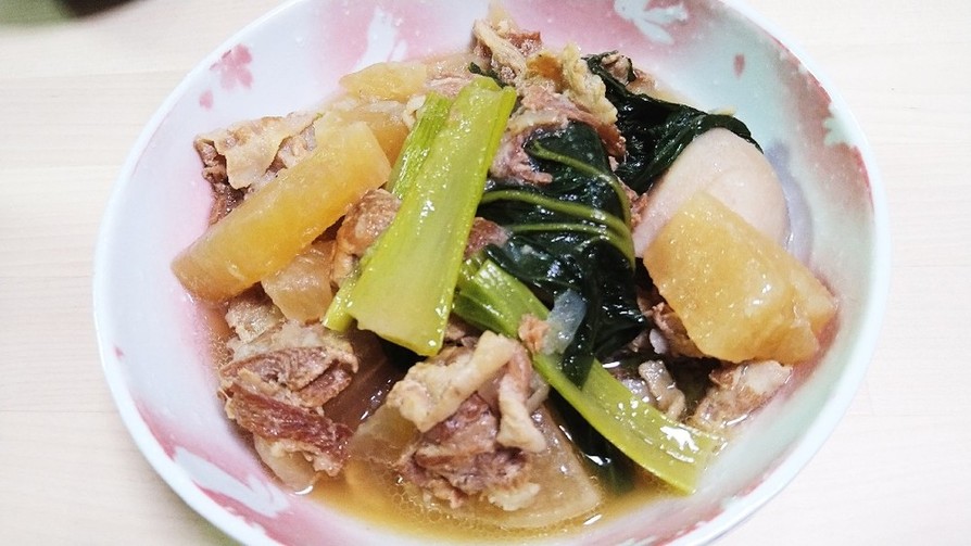 豚バラ肉と大根と冷凍里芋の煮物の画像