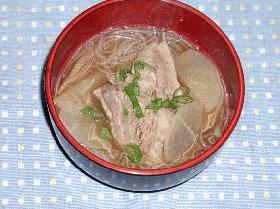 スペアリブと大根のスープ