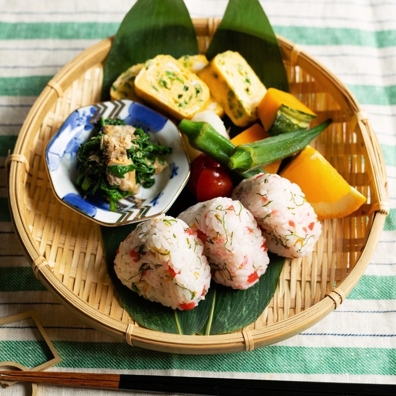 みんなが作ってる カリカリ梅 おにぎりのレシピ クックパッド 簡単おいしいみんなのレシピが359万品