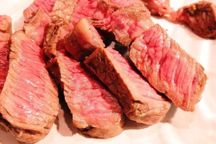 2cmのステーキの焼き方 レシピ 作り方 By さと まっちゃん クックパッド