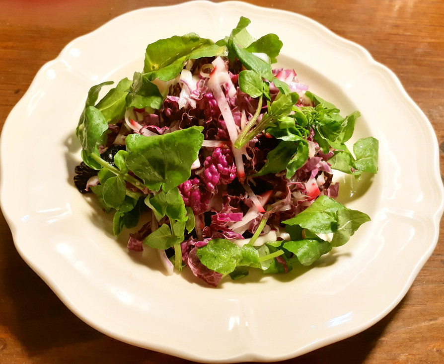 白菜（紫白菜）とクレソンのサラダ発酵玉葱の画像