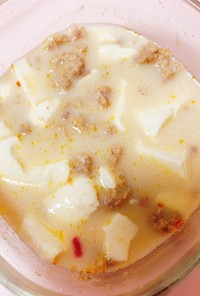 ひき肉と豆腐の坦々スープ