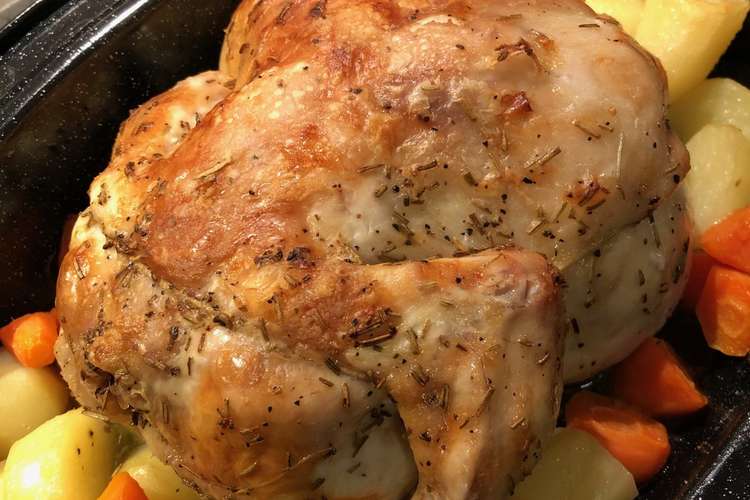 鳥の丸焼き オーブンで簡単に レシピ 作り方 By 厨房miyuki クックパッド 簡単おいしいみんなのレシピが360万品
