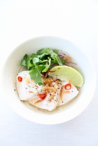 簡単手軽にベトナム料理【フォー・ガー】