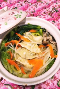 餃子とあまり野菜の中華スープ