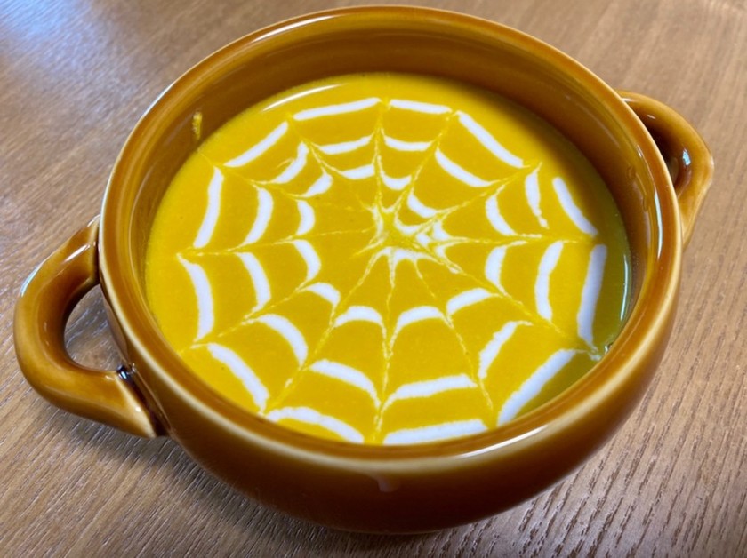 スパイシーなカボチャのスープのレシピ