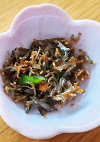 韓国料理 [小魚炒め]