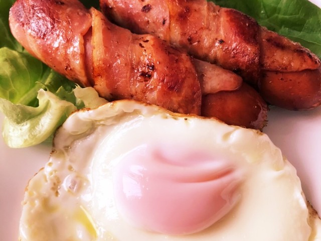 ベーコンで巻いたソーセージ コストコ風 レシピ 作り方 By つれづれ食堂 クックパッド 簡単おいしいみんなのレシピが356万品