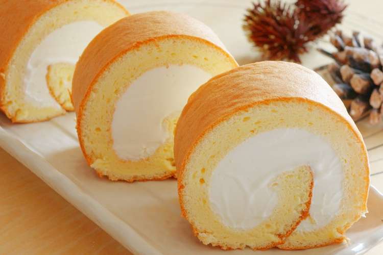 ふわふわ 外巻きロールケーキ レシピ 作り方 By まんぷくcafe クックパッド 簡単おいしいみんなのレシピが360万品