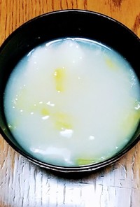 【シンプルなイモ団子汁】