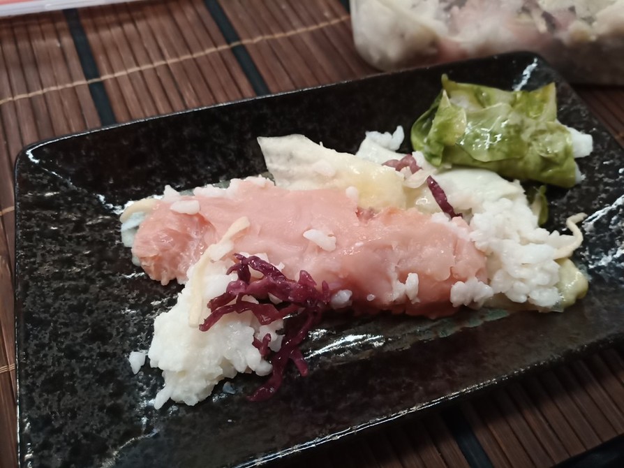 侮って挑む 鮭寿司（飯寿司）の画像
