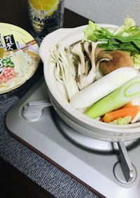あご出汁饂飩カップ麺鍋
