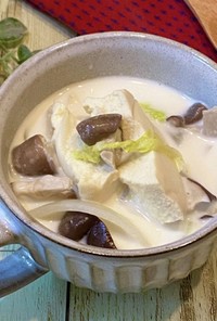 くずし高野豆腐と白菜と椎茸のミルクスープ