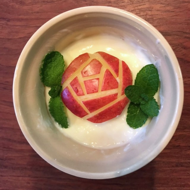 りんご飾り切り 薔薇 レシピ 作り方 By こつゆ514 クックパッド 簡単おいしいみんなのレシピが358万品