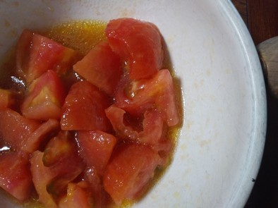 簡単☆副菜☆彩りのいいトマトのマリネの写真