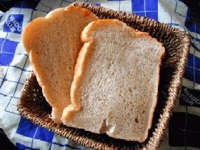 ふんわりサックリ全粒粉パン