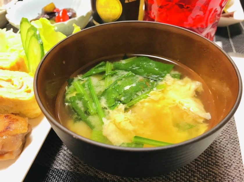 今日のお味噌汁はほうれん草と卵のお味噌汁 by 体裁よく 【クックパッド】 簡単おいしいみんなのレシピが346万品