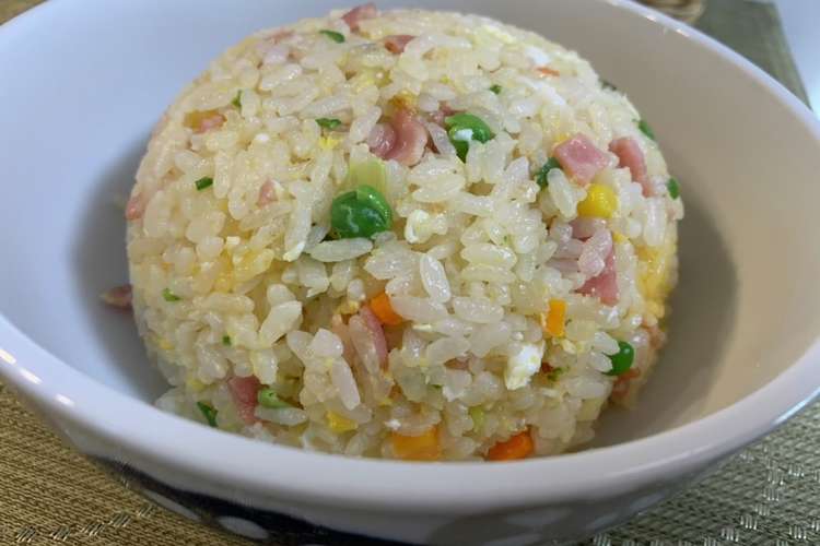 定番 簡単 ハム入りチャーハン レシピ 作り方 By Ma Mi Mama クックパッド 簡単おいしいみんなのレシピが356万品