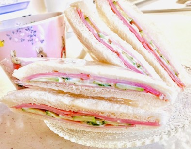 セブン再現♡ハムとキュウリのサンドイッチの写真
