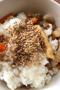 納豆と鳥南蛮漬けの混ぜご飯