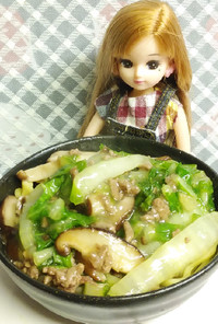 リカちゃん♡白菜椎茸ひき肉あんかけ麺♪