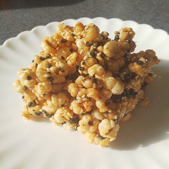 胡麻とはとむぎパフのおこし レシピ 作り方 By 星の瞳 クックパッド 簡単おいしいみんなのレシピが360万品