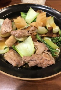 乾燥椎茸の旨味で食べる青梗菜と豚肉の旨煮