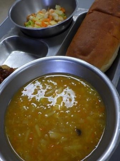 レンズ豆のスープ　河内長野市学校給食の写真