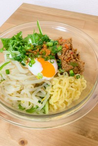 韓国風混ぜ辛麺