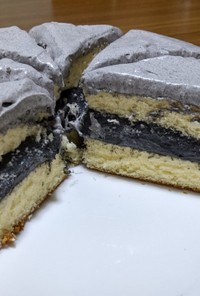 黒胡麻クリームのカスタードケーキ