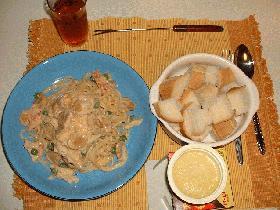 カニとグリーンピースのパスタ