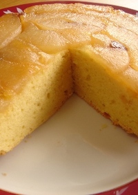 梨のキャラメルアップサイドダウンケーキ