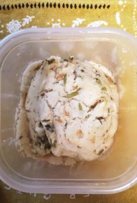 里芋のポテトサラダ（紅生姜風味）