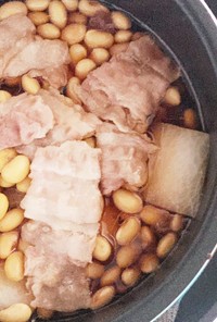 電気圧力鍋で豚バラ肉＆大根＆大豆の煮物