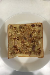 簡単♡ハニーナッツトースト