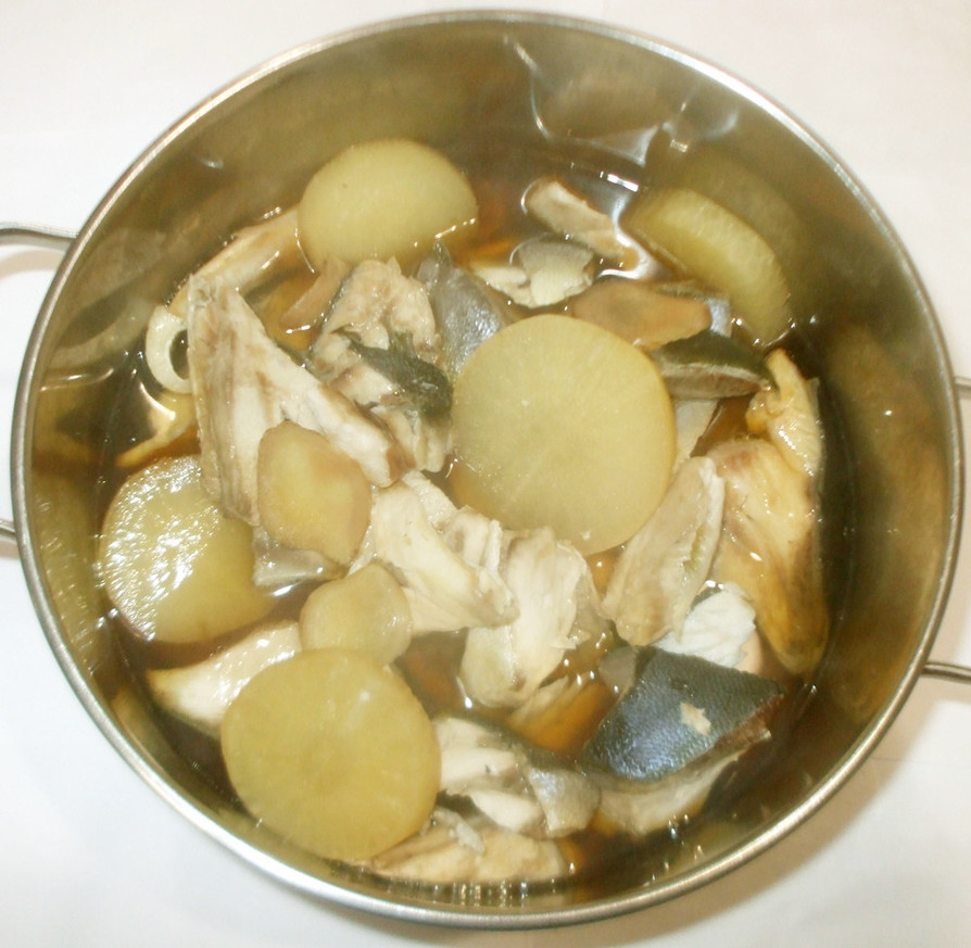 ブリのビタミン大根煮♪簡単漢方食養生の画像
