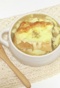 【おもてなし料理】オニオングラタンスープ