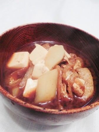 菊芋と豆腐の味噌汁の画像